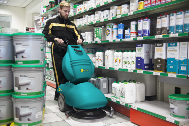 E46 AUTOLAVEUSE AUTOTRACTEE Autolaveuses