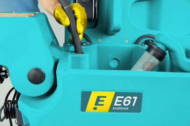 E61 | AUTOLAVEUSE AUTOTRACTEE Autolaveuses