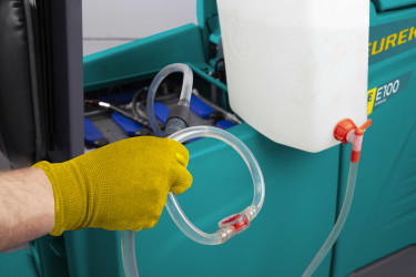 E100 | AUTOLAVEUSE AUTOPORTEE INDUSTRIELLE COMPACTE Autolaveuses