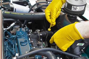 MAGNUM | BALAYEUSE AUTOPORTEE HYDRAULIQUE Balayeuses